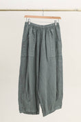 Load image into Gallery viewer, 3536 PLUS SIZE TROUSER 100% LINEN