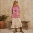 Load image into Gallery viewer, Star Applique Cotton Tee in Hot Pink

