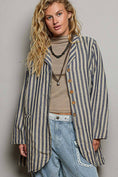 Load image into Gallery viewer, Oversized Blazer
