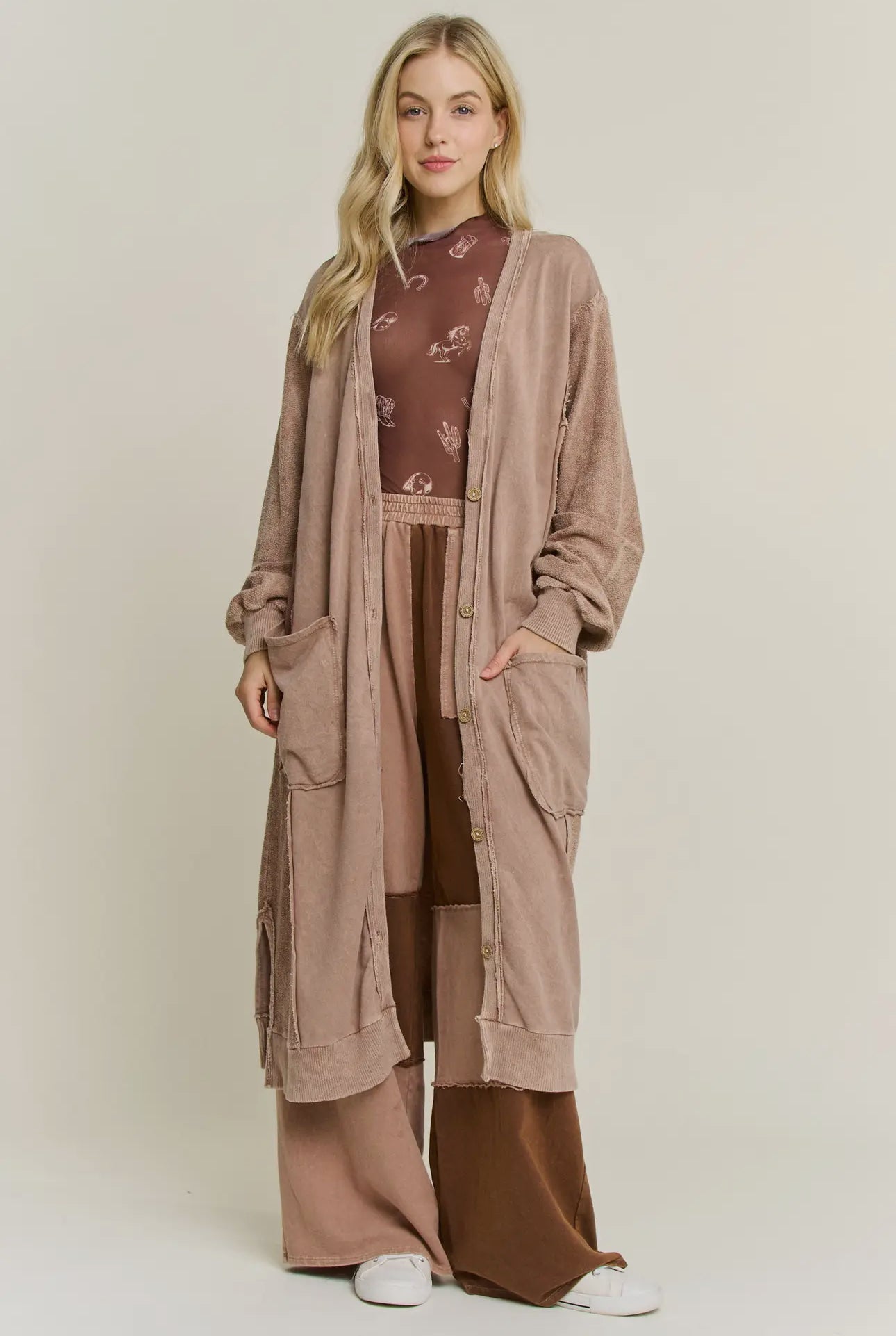 jHer Cardigan in Mocha