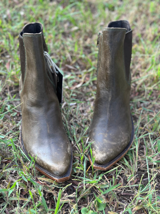 Liberty Black Boots in Militar
