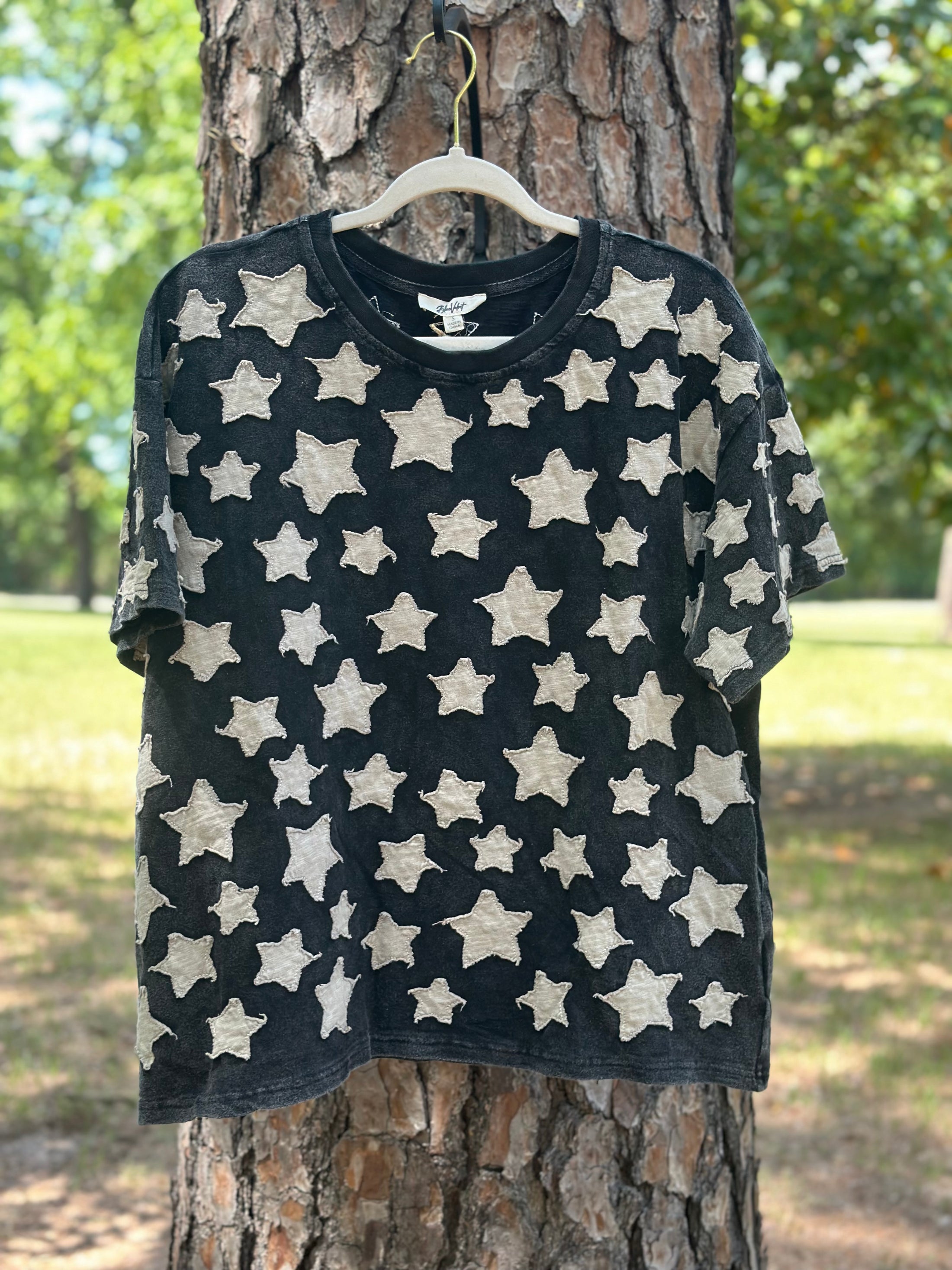 Star Appliqué Tee