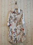 Load image into Gallery viewer, Ref-20272 SHORT PRINTED DRESS 100% LINEN
