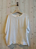 Load image into Gallery viewer, Ref-17831 BOW BLOUSE 100% LINEN
