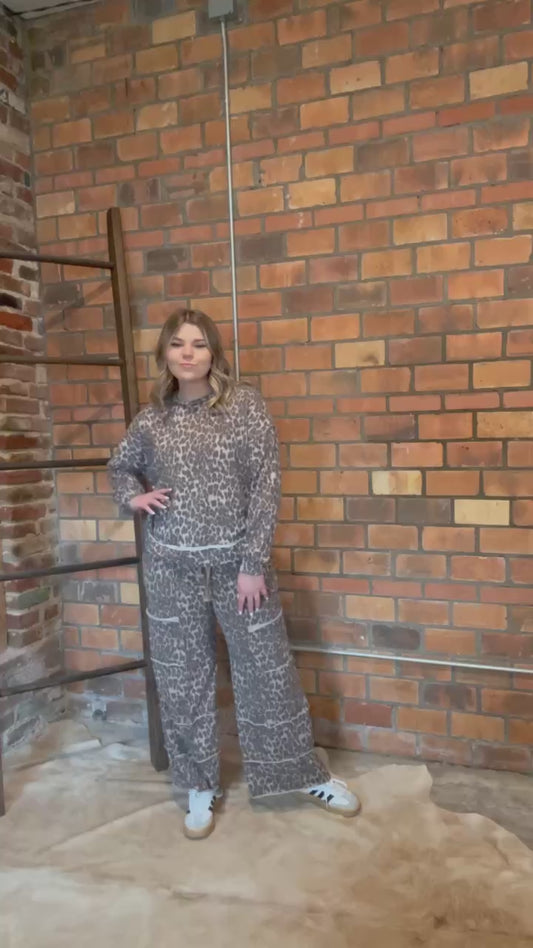 Leopard Print Knit Too